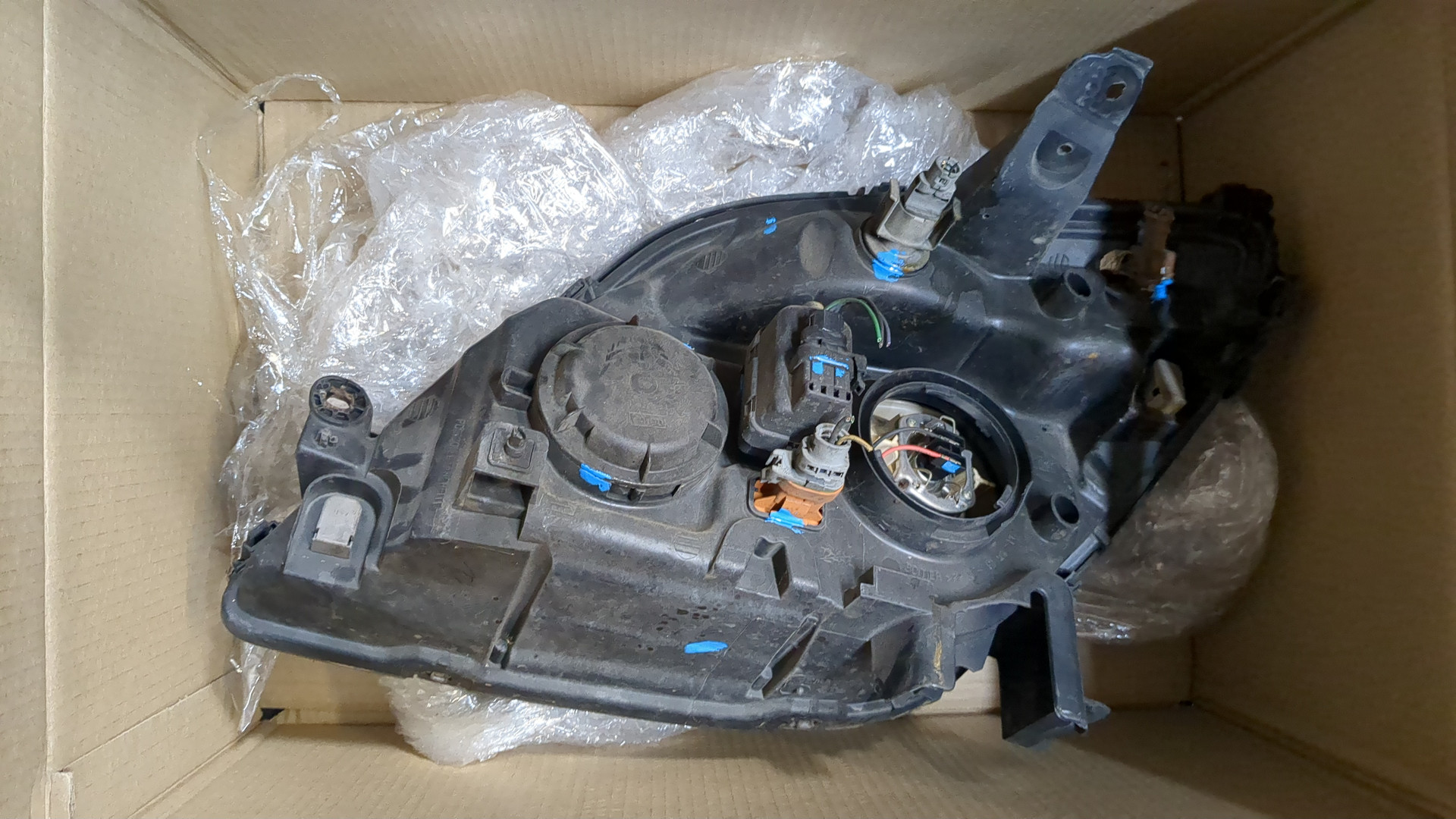 Фара правая