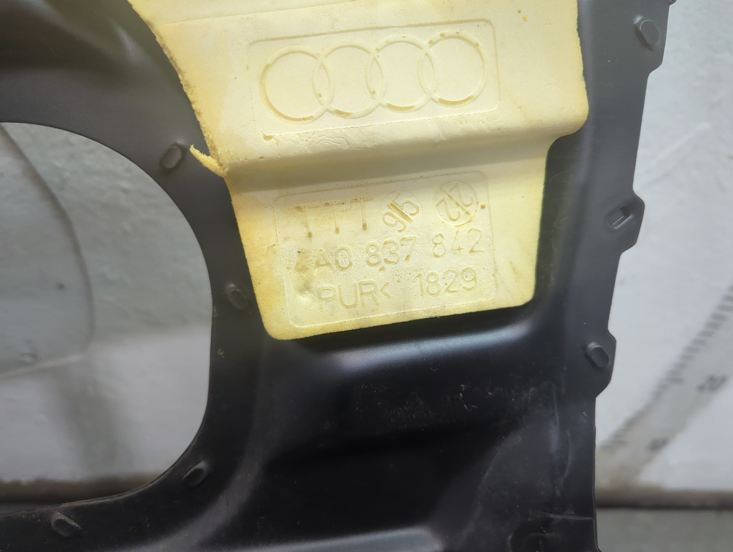 Стеклоподъемник электр. передний правый