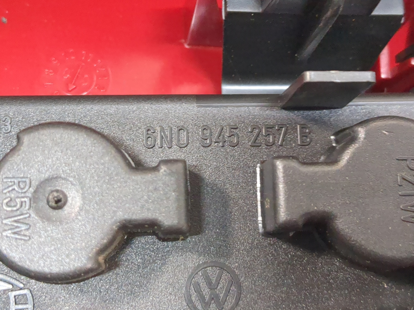 Фонарь задний правый