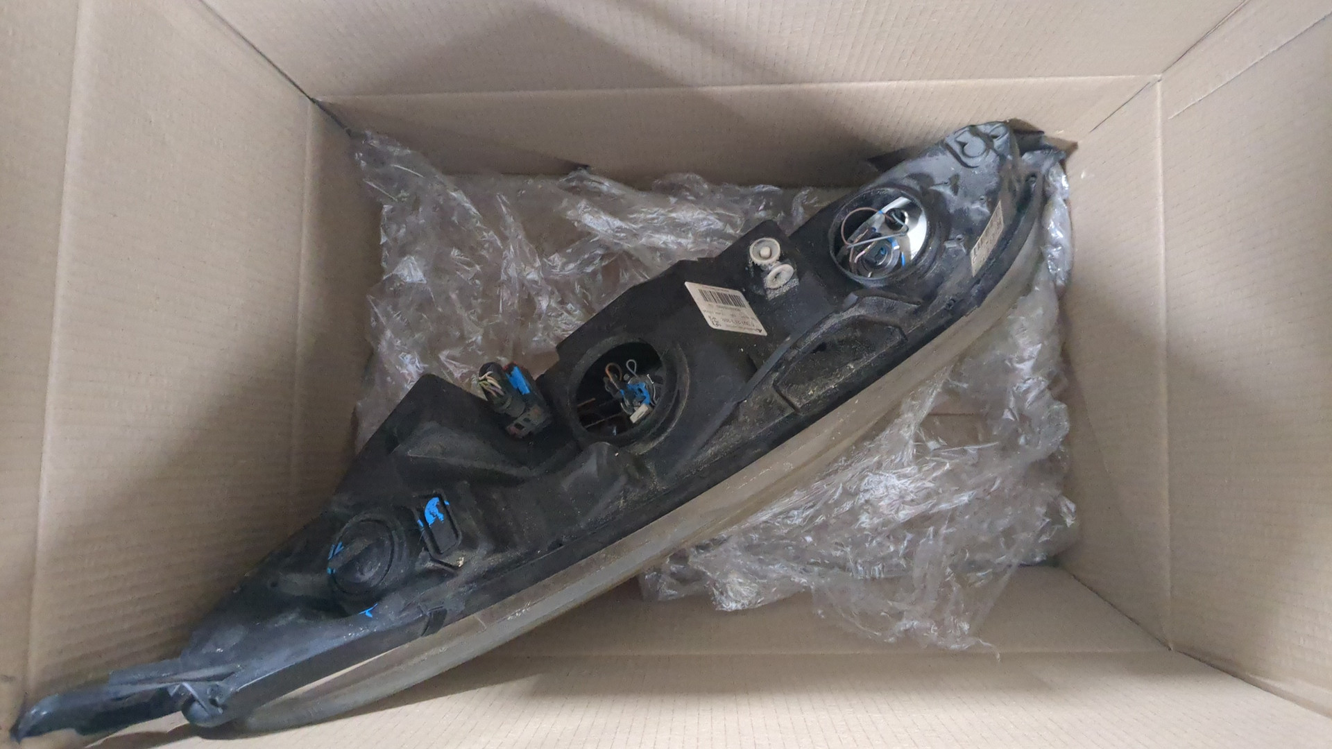 Фара правая