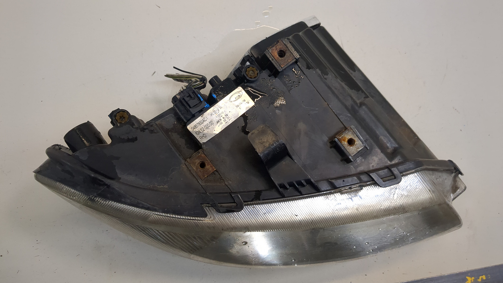 Фара правая