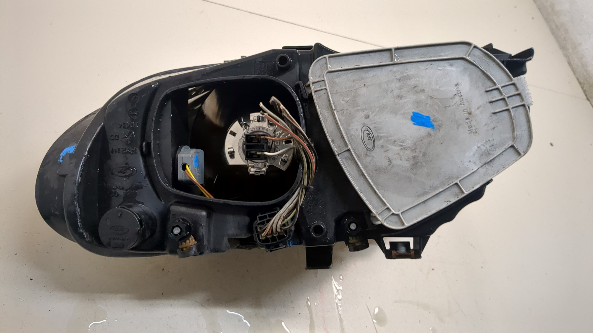 Фара правая