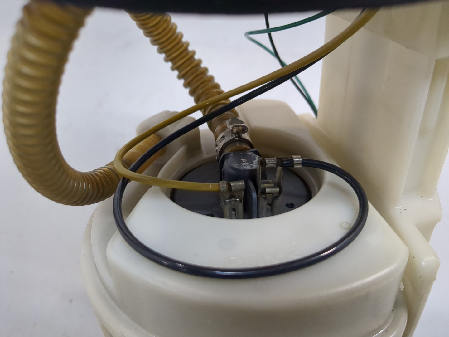 Насос топливный электрический