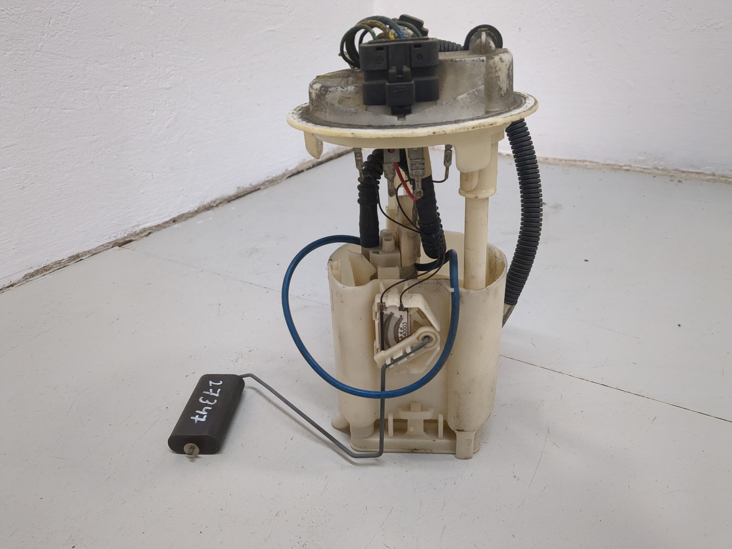 Насос топливный электрический