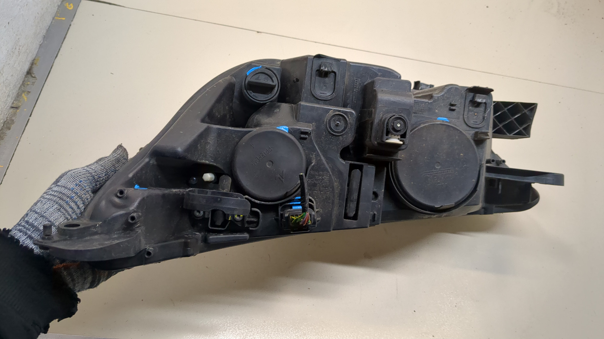 Фара правая