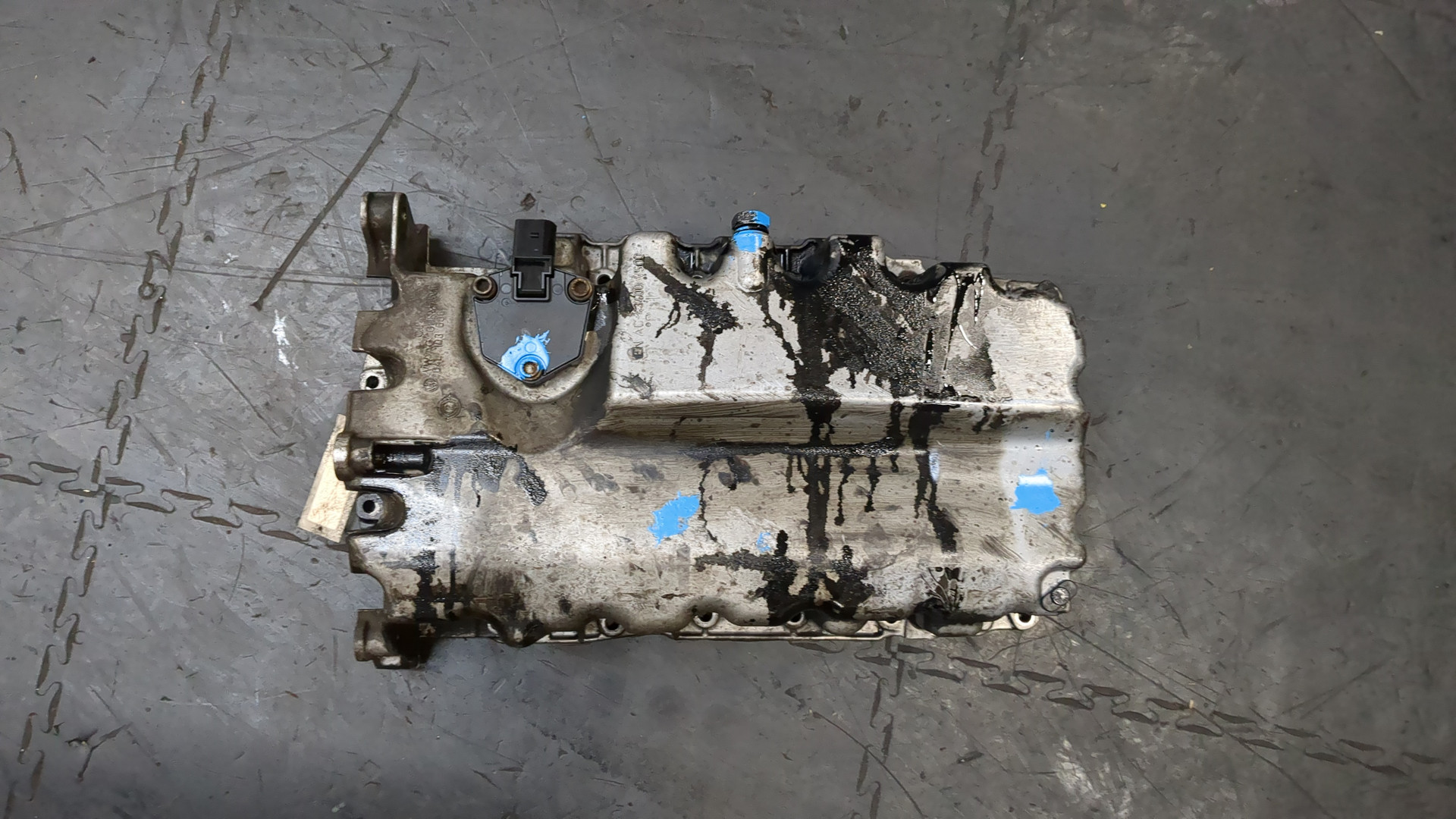 Поддон масляный двигателя (картер)