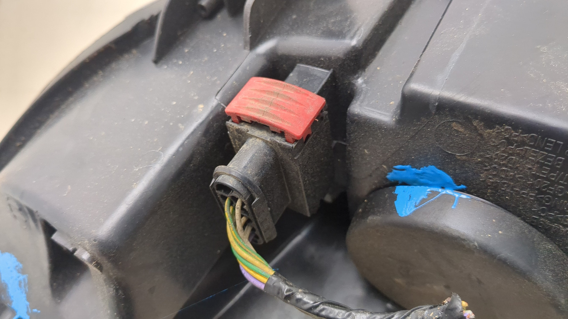 Фара правая