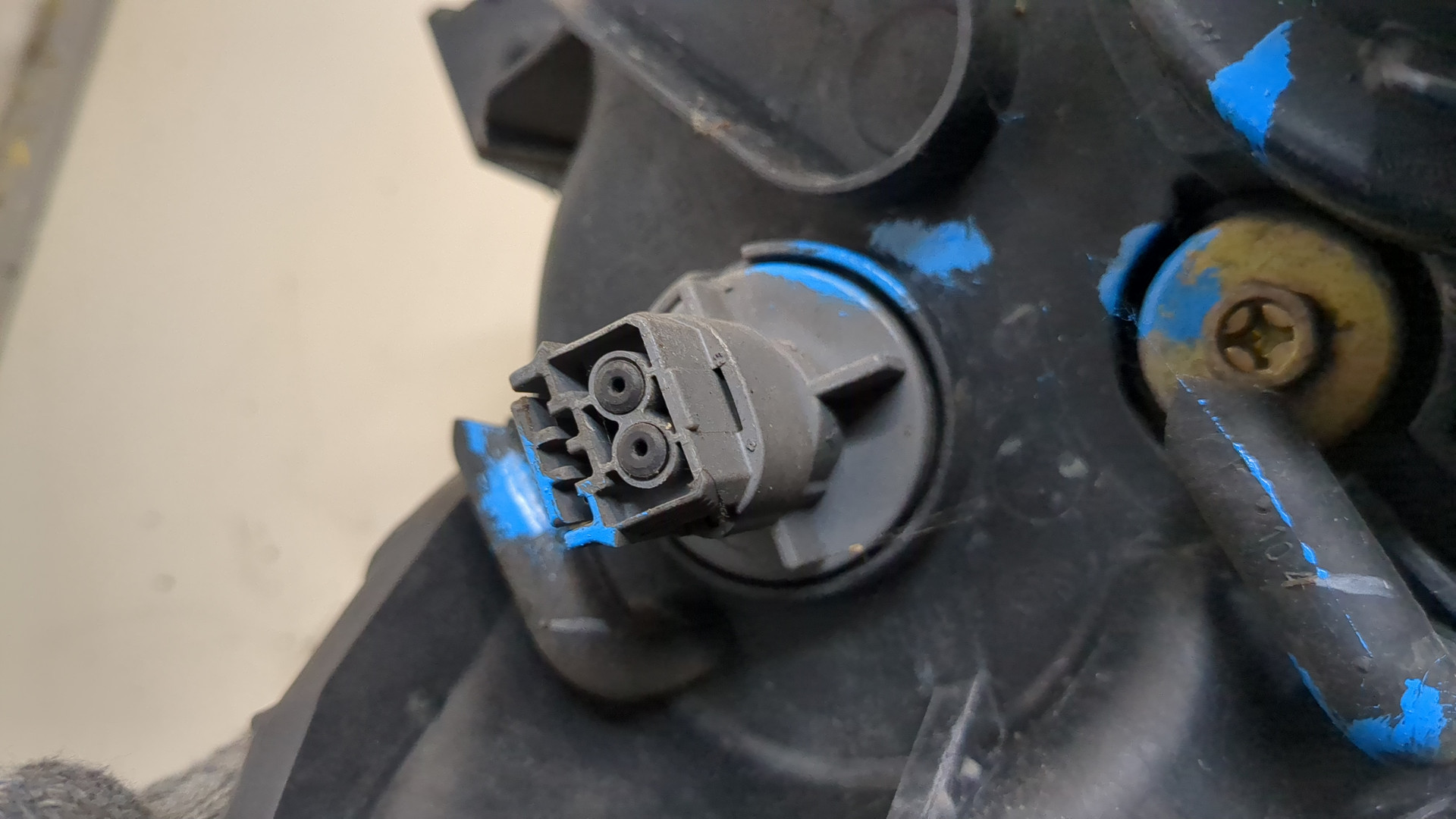 Фара правая