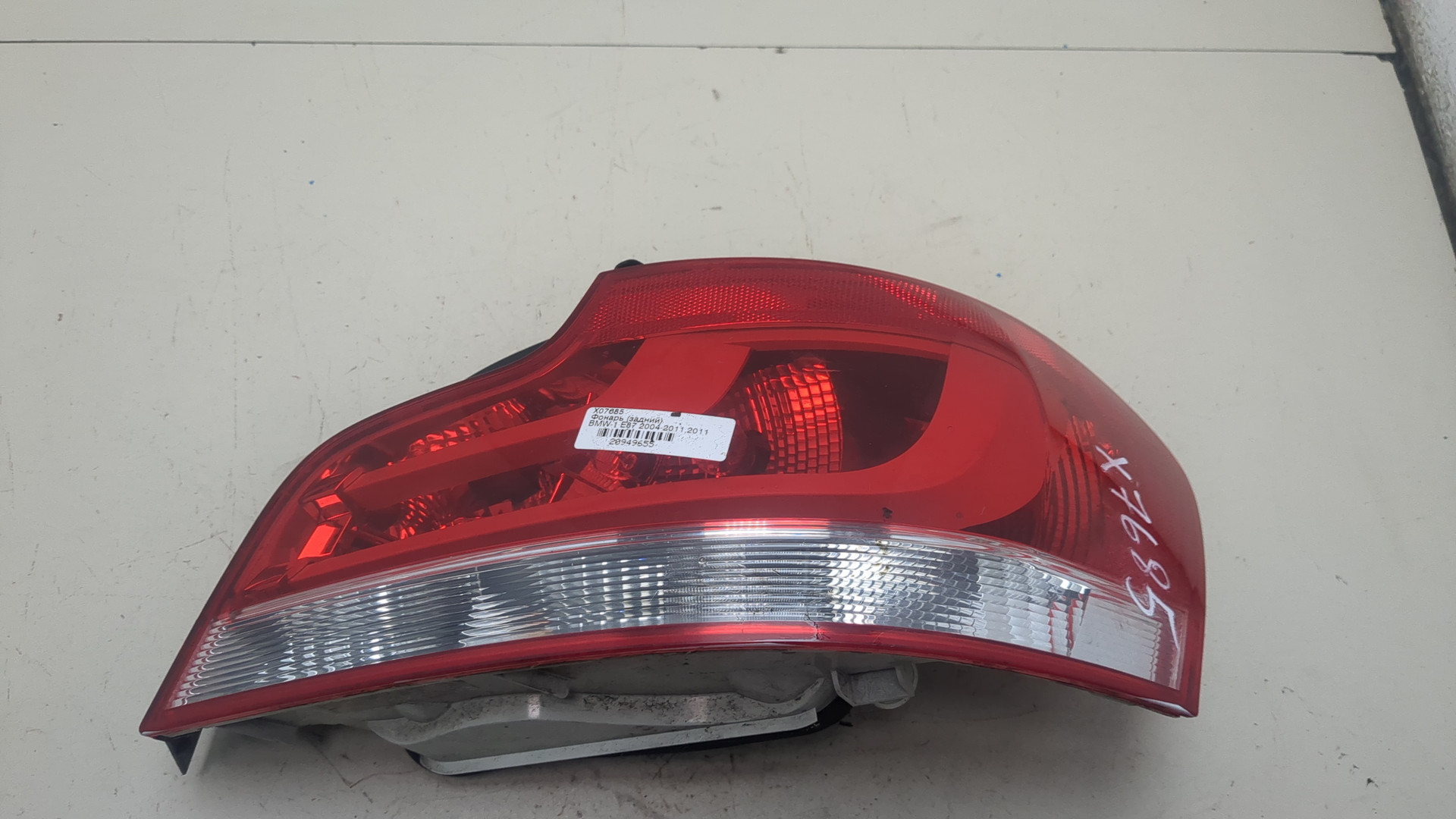 Фонарь задний правый