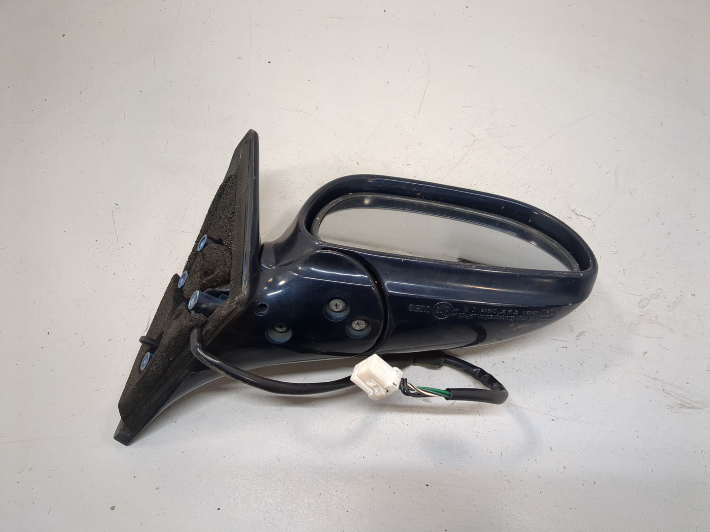 Зеркало правое электрическое