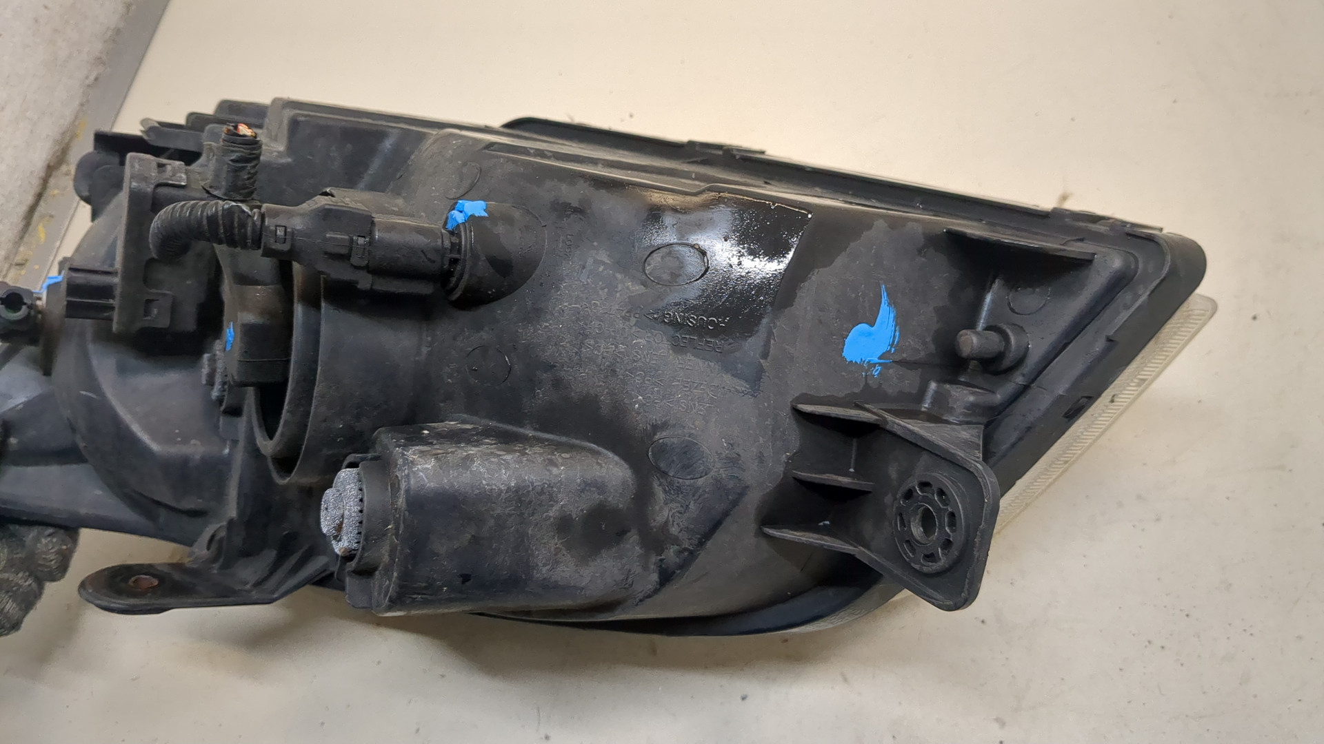 Фара правая