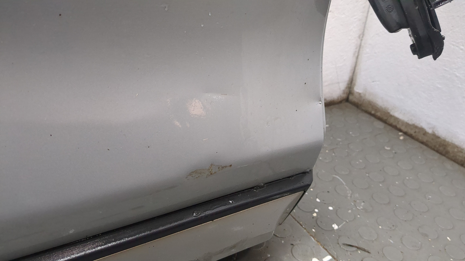 Дверь задняя правая