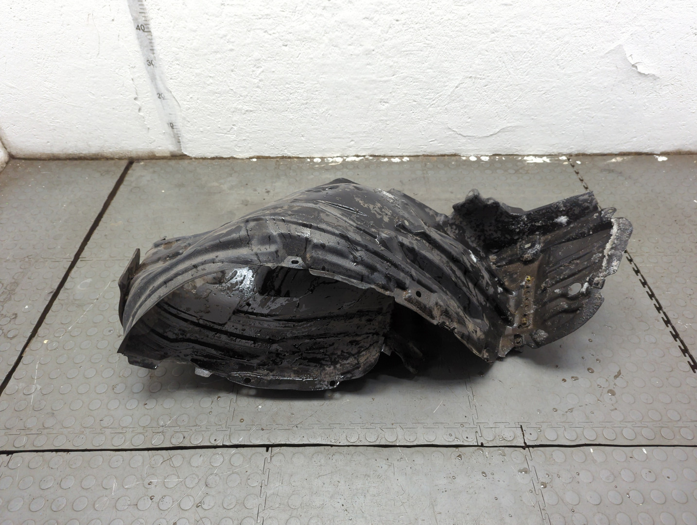 Локер передний правый