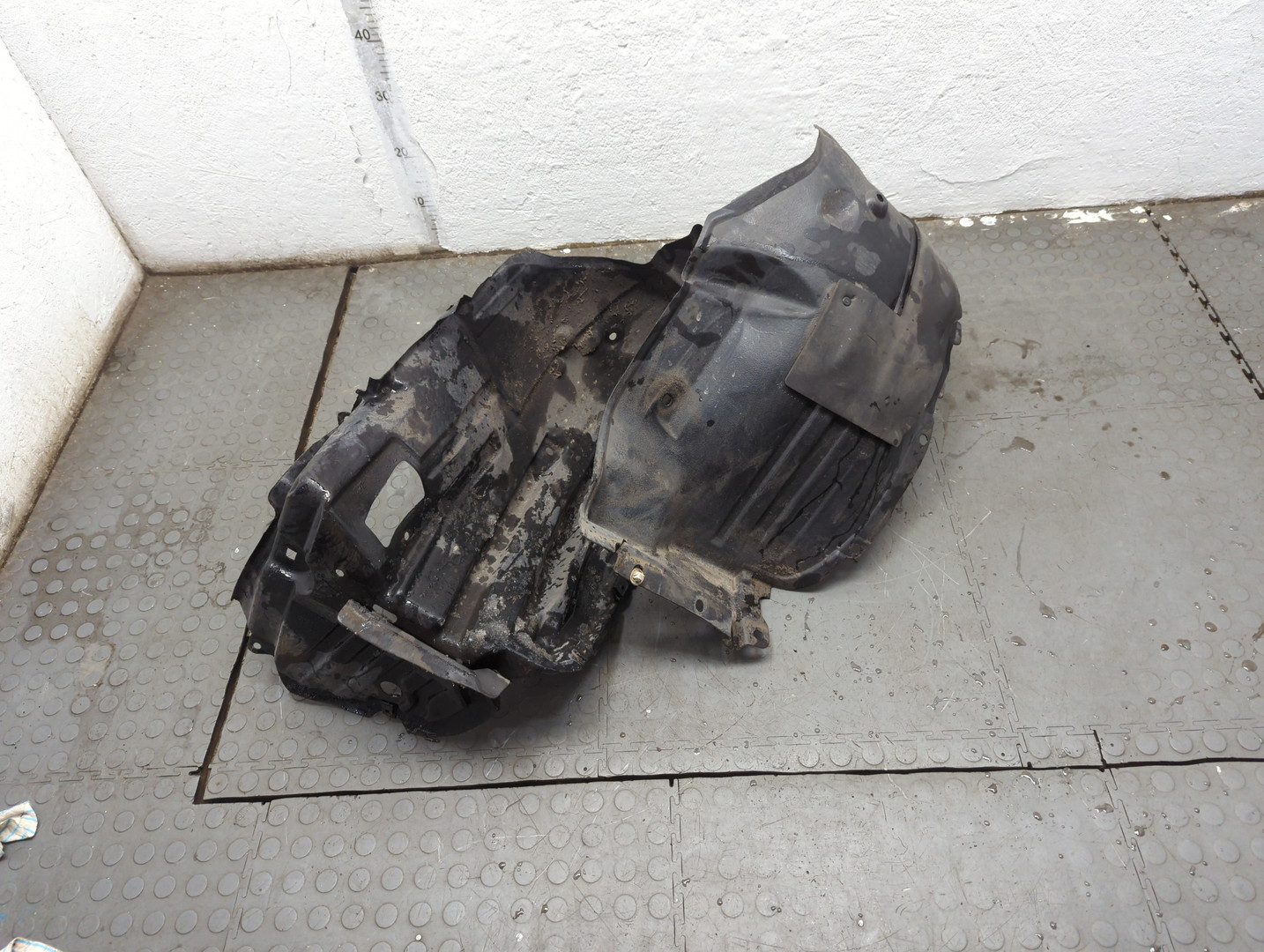 Локер передний правый