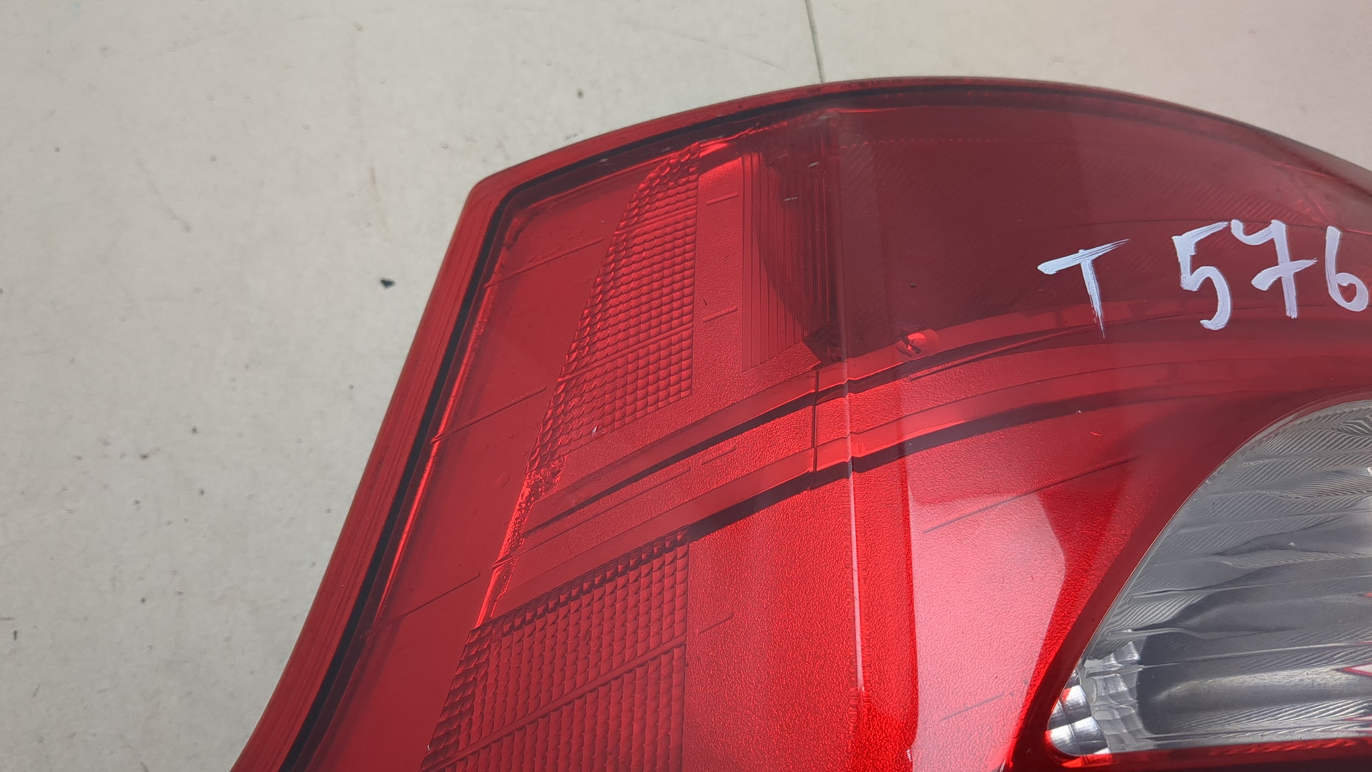 Фонарь задний правый