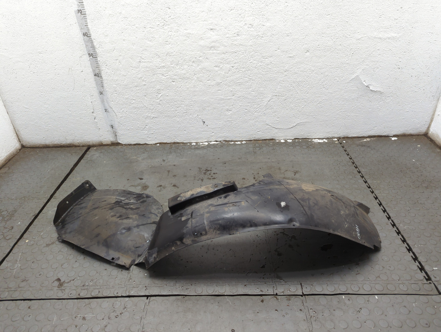 Локер передний левый