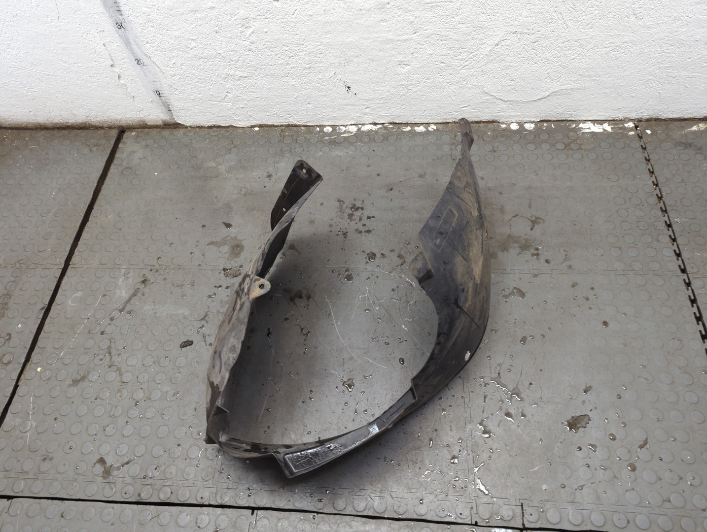 Локер передний левый