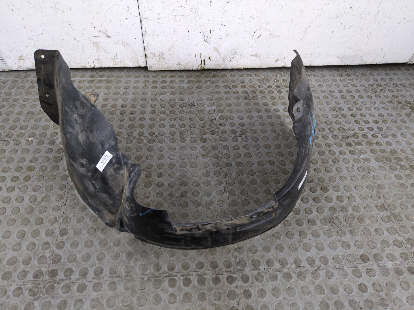 Локер передний левый