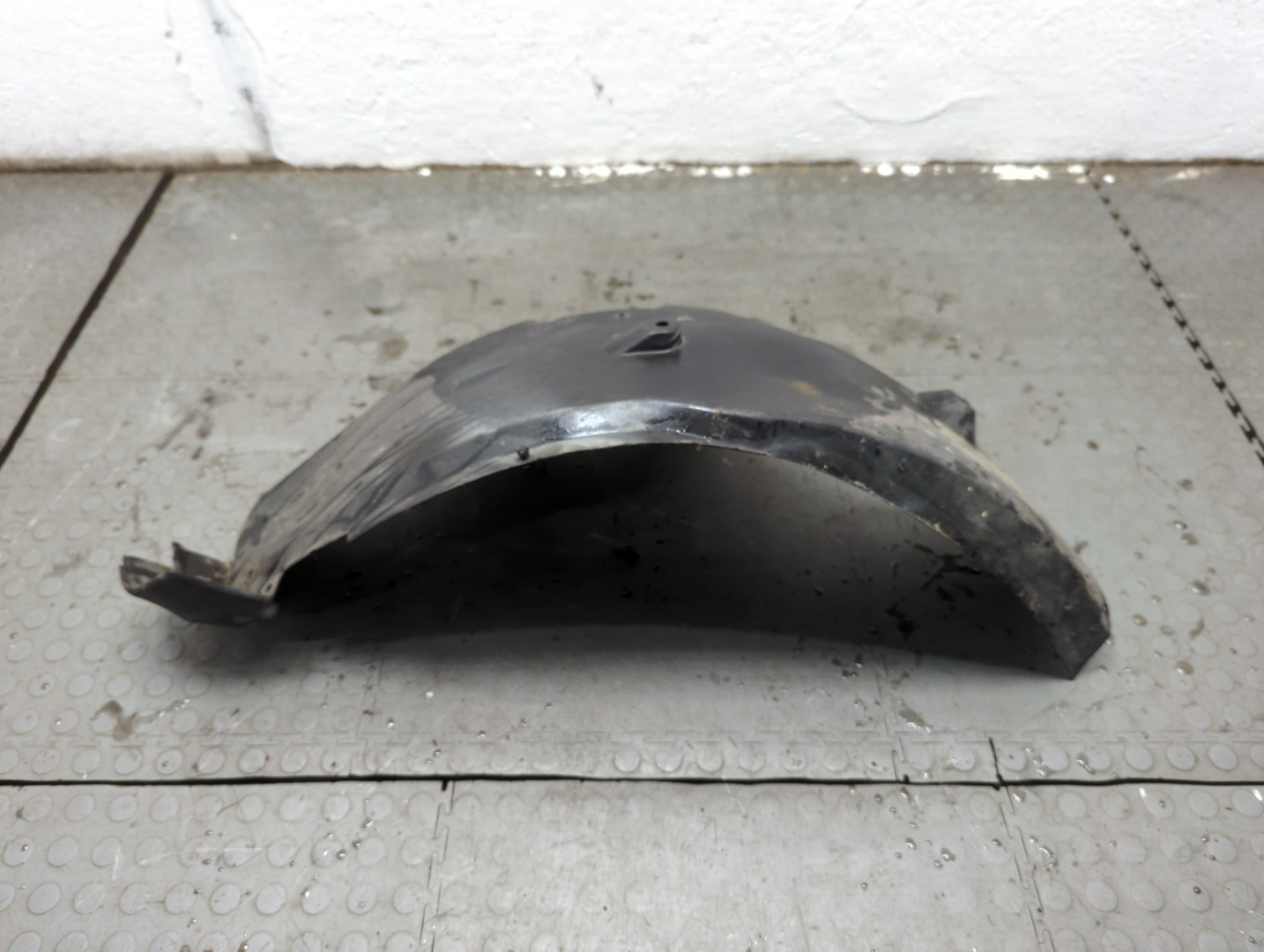 Локер передний правый