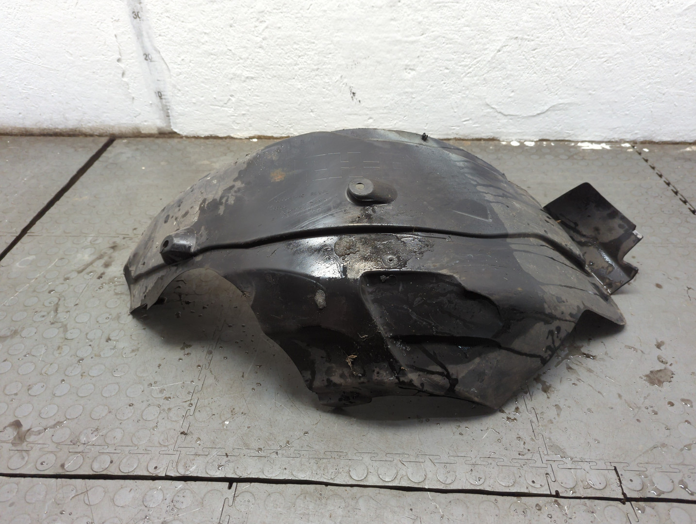 Локер передний правый