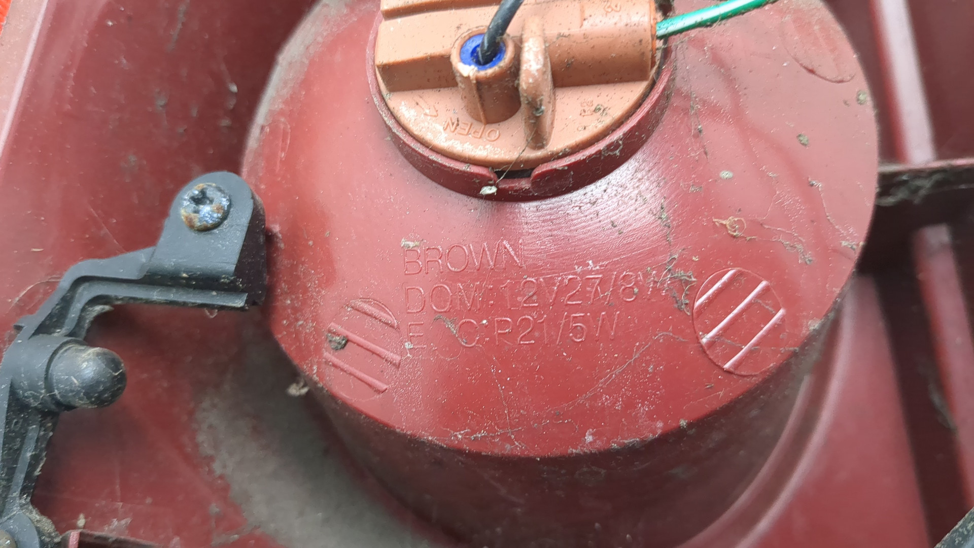 Фонарь задний правый