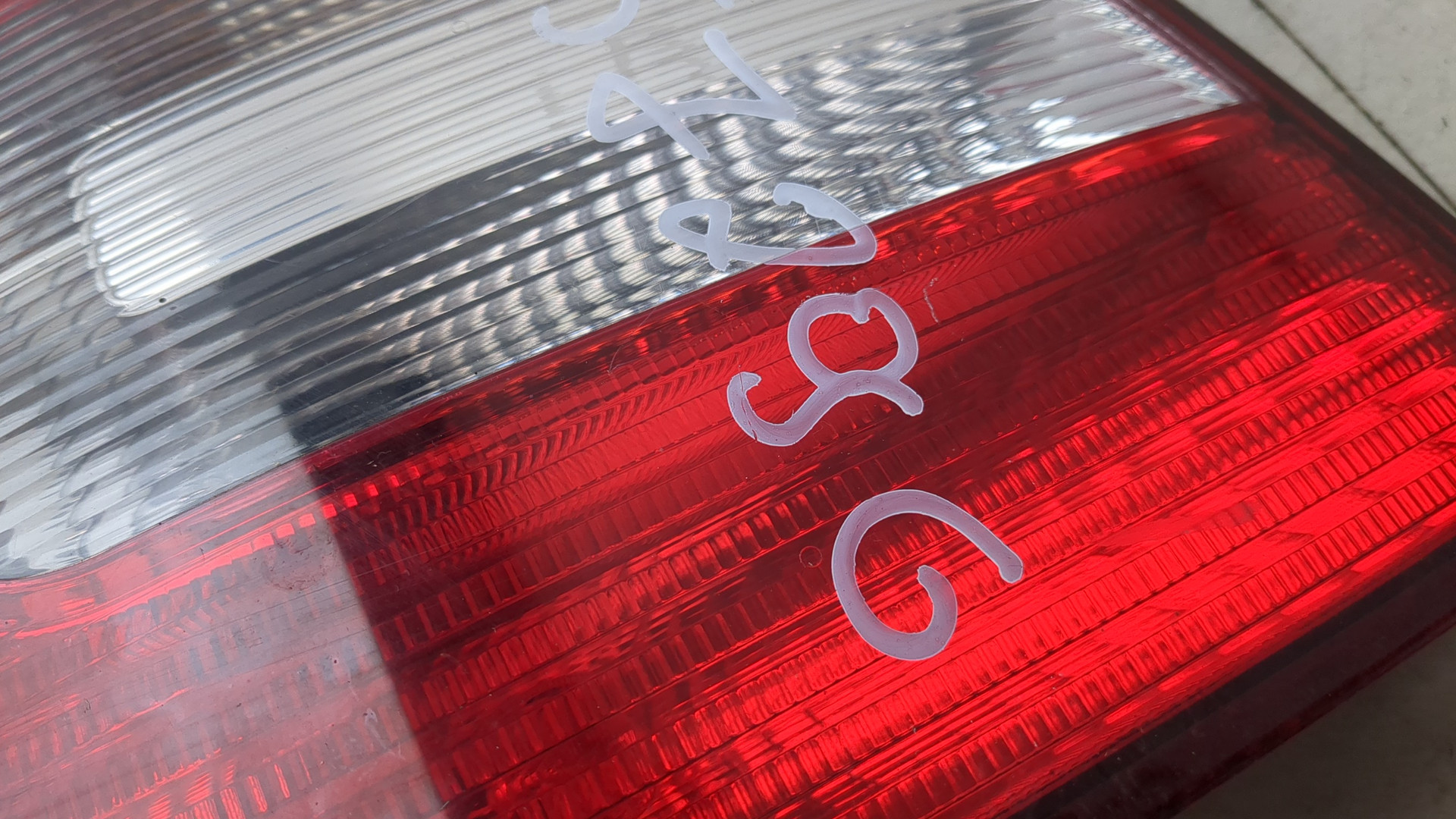 Фонарь задний левый