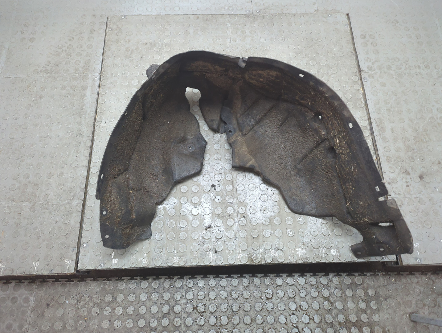 Локер передний правый