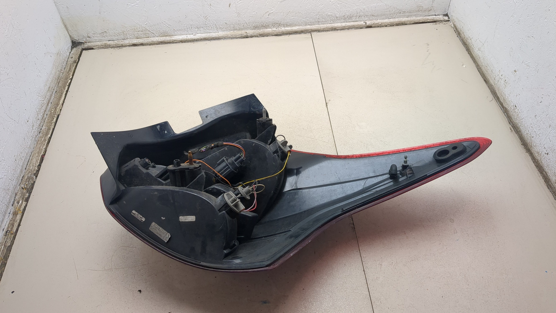 Фонарь задний левый