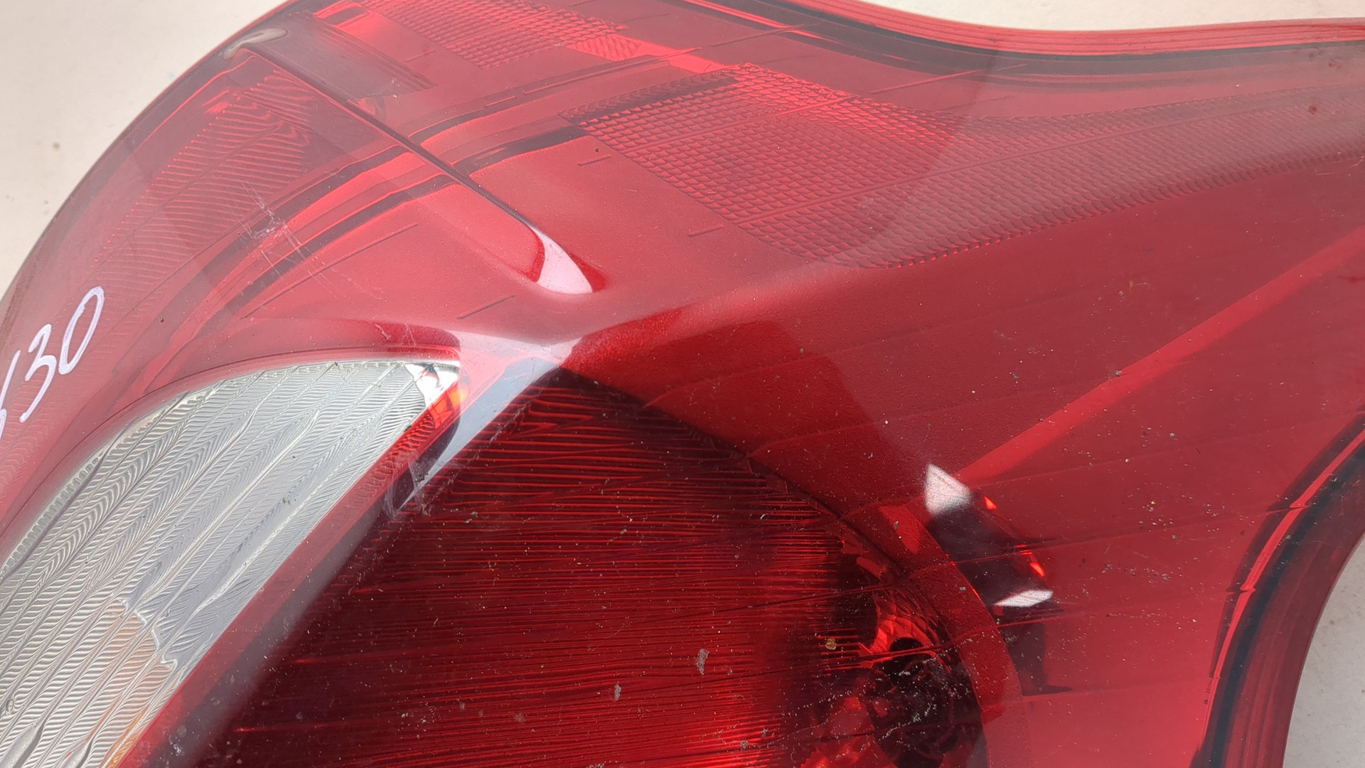 Фонарь задний левый