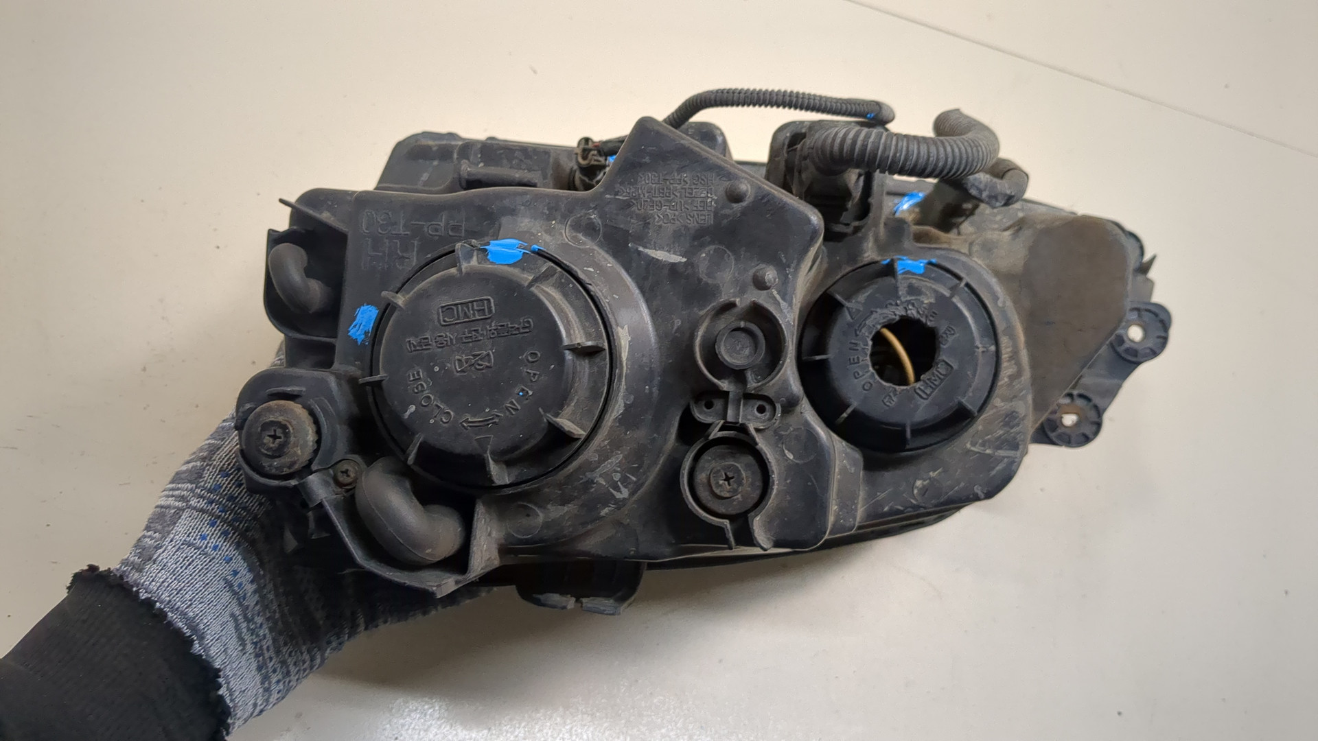 Фара правая