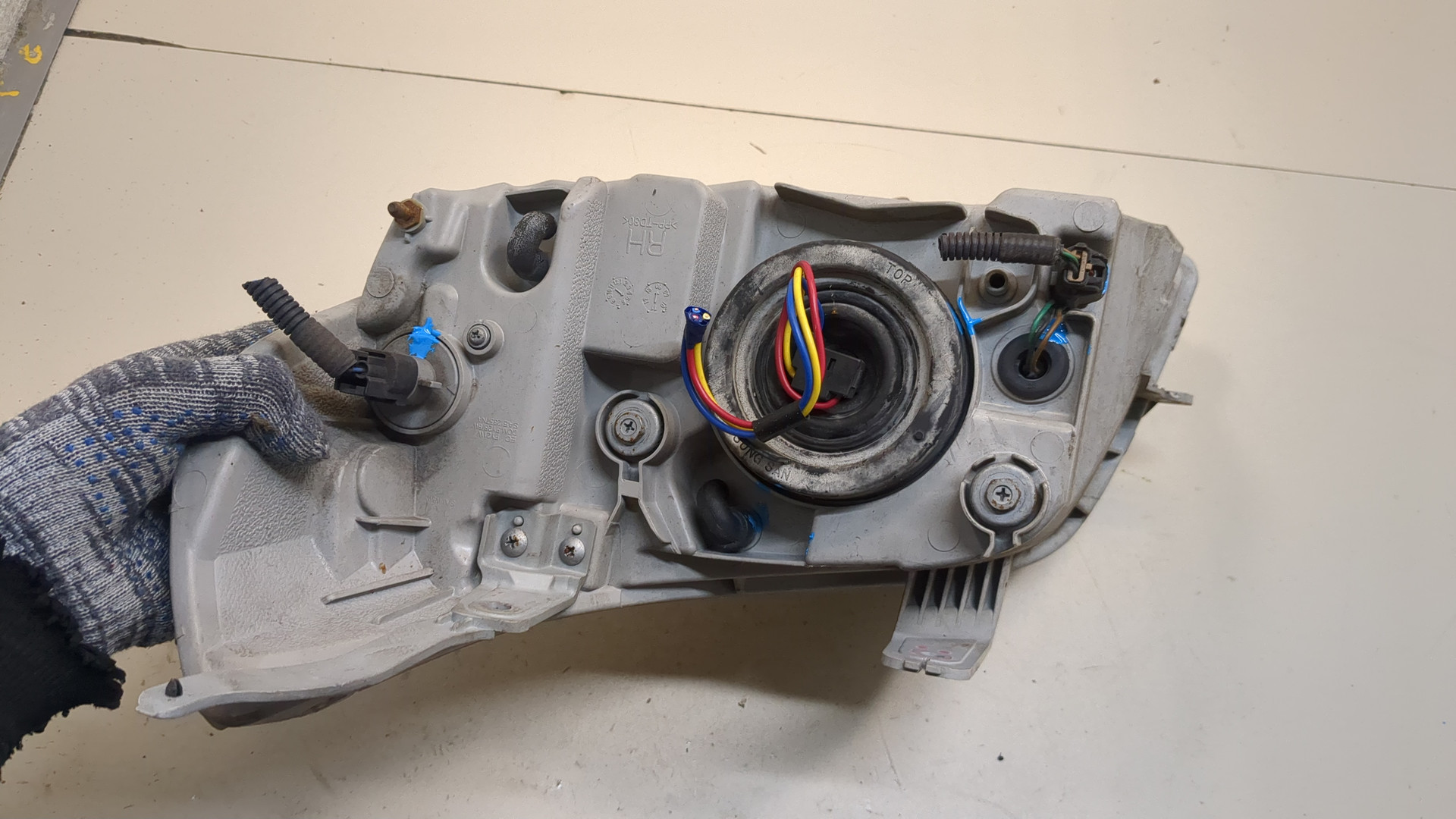 Фара правая