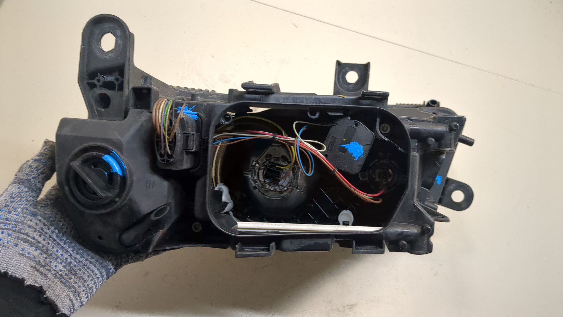 Фара правая