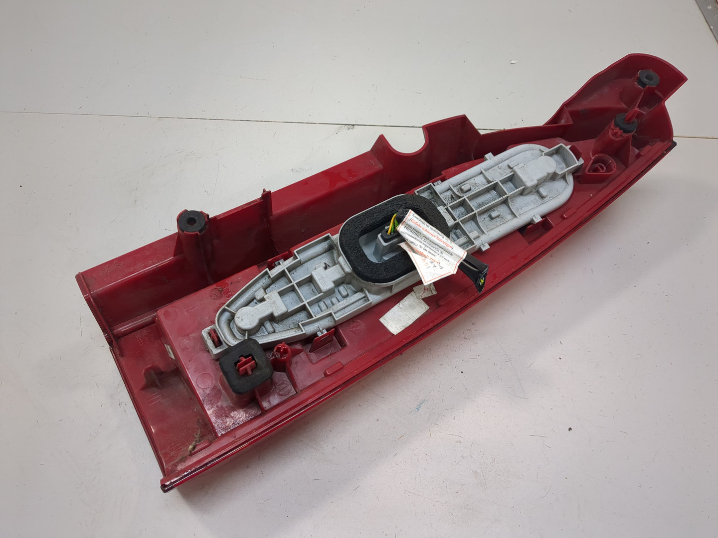 Фонарь задний левый