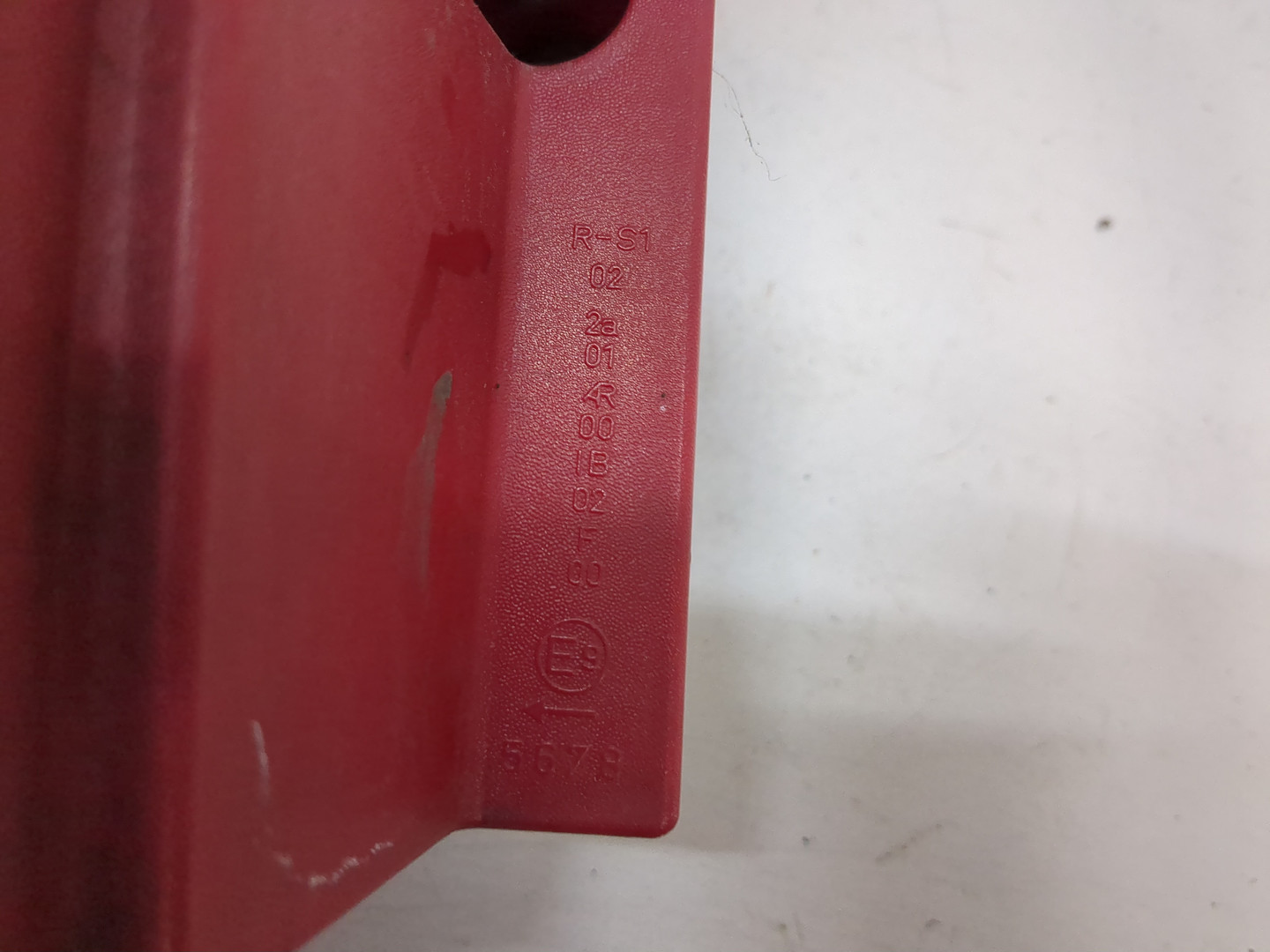 Фонарь задний левый