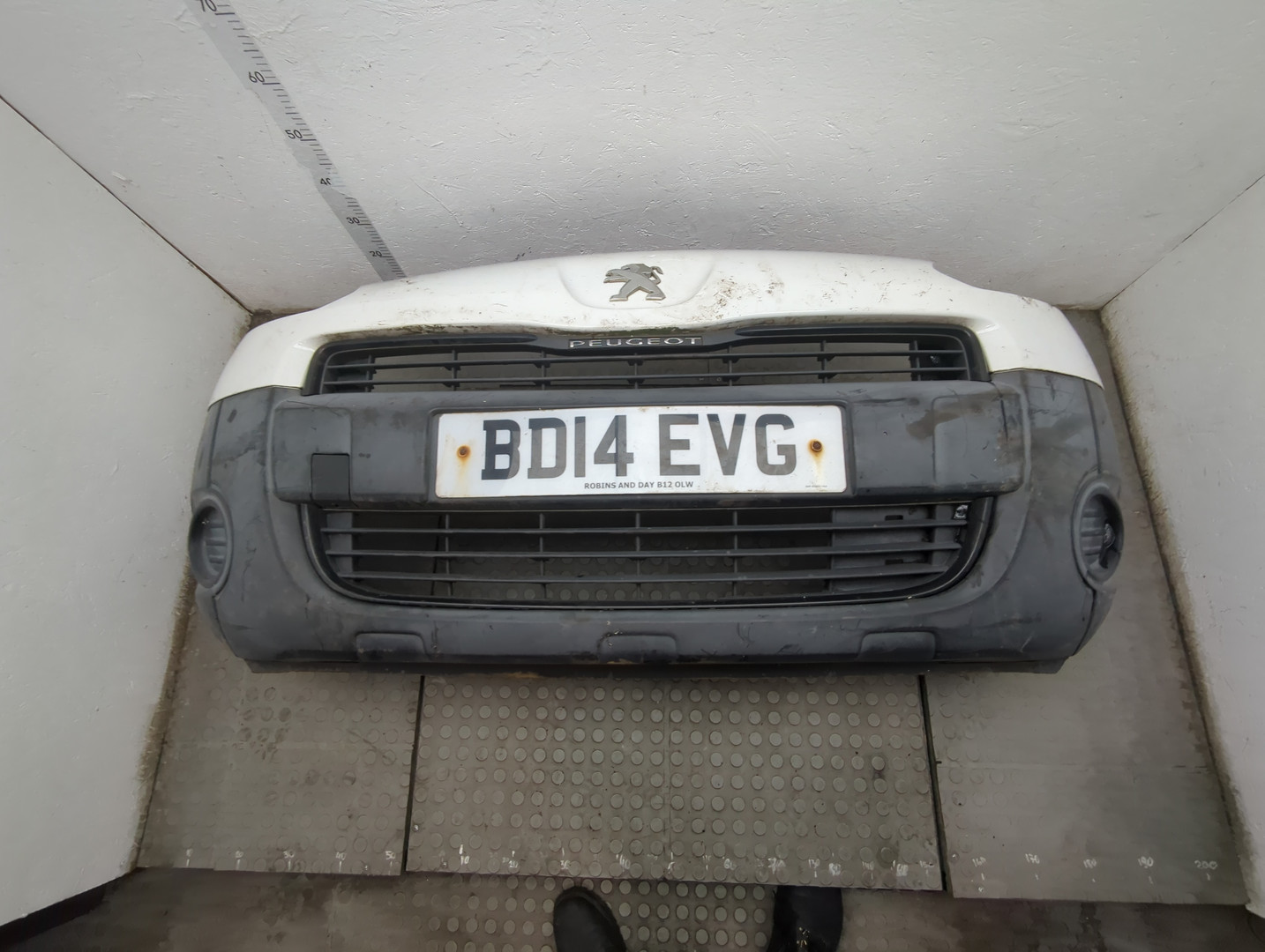 Бампер передний