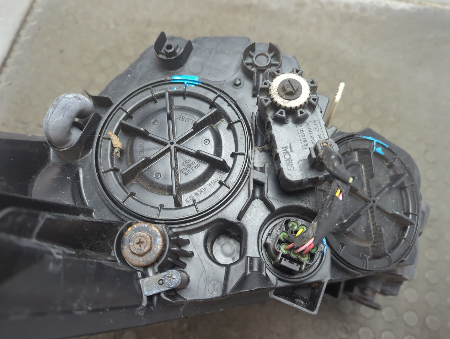 Фара правая