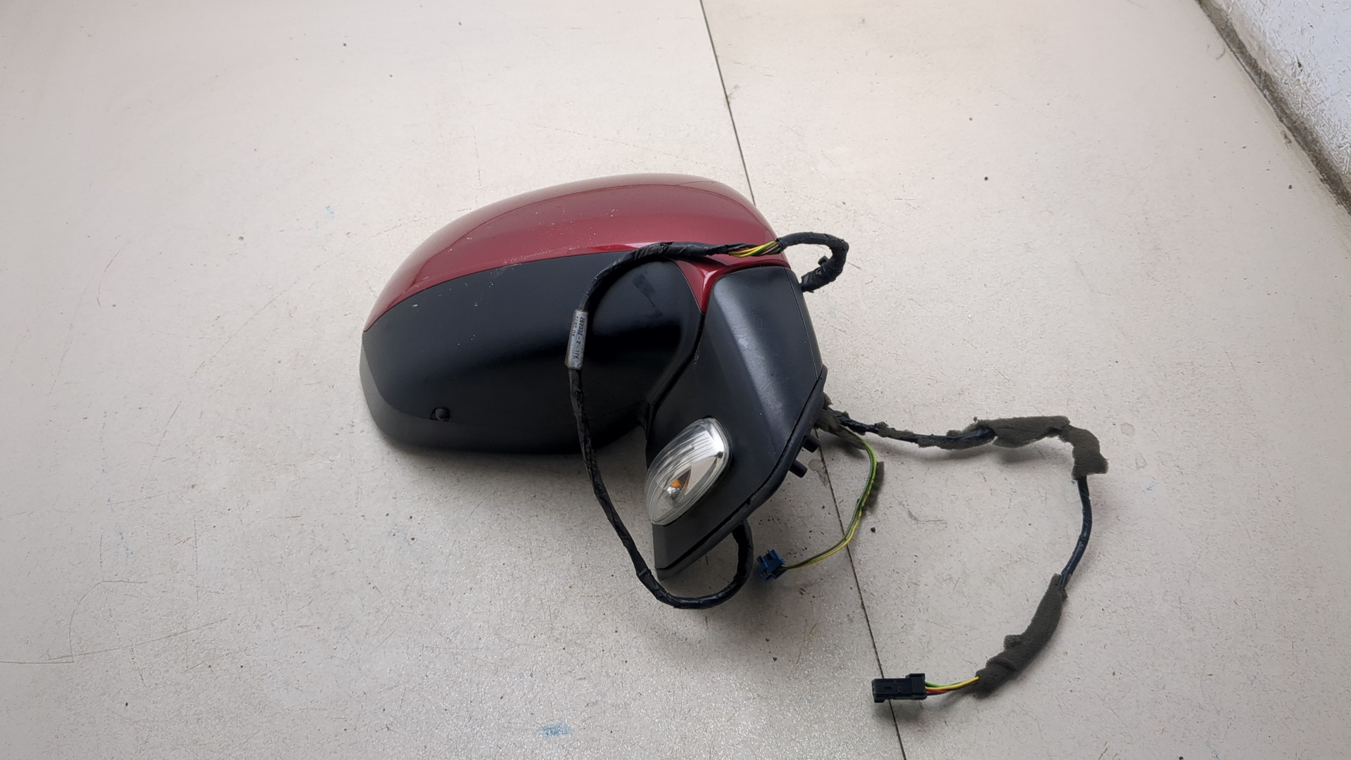 Зеркало правое электрическое