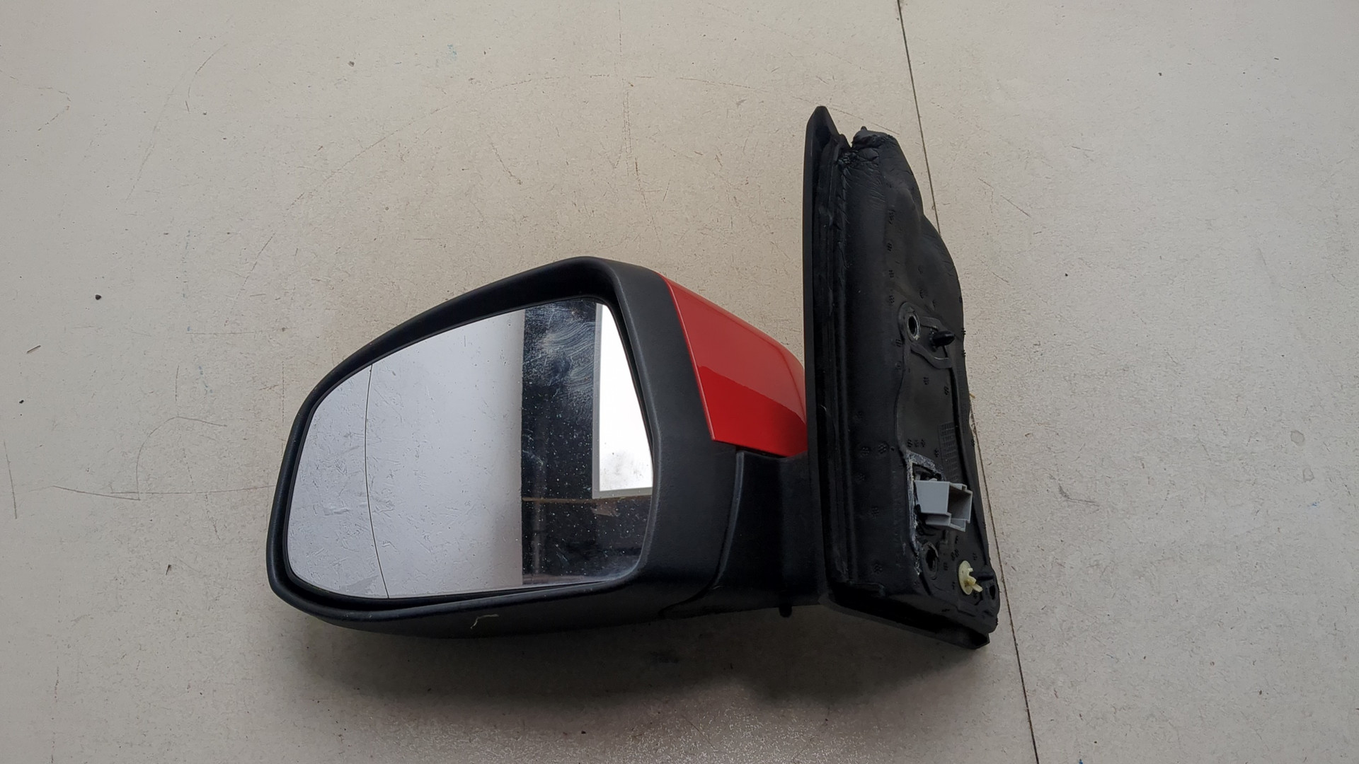 Зеркало левое электрическое