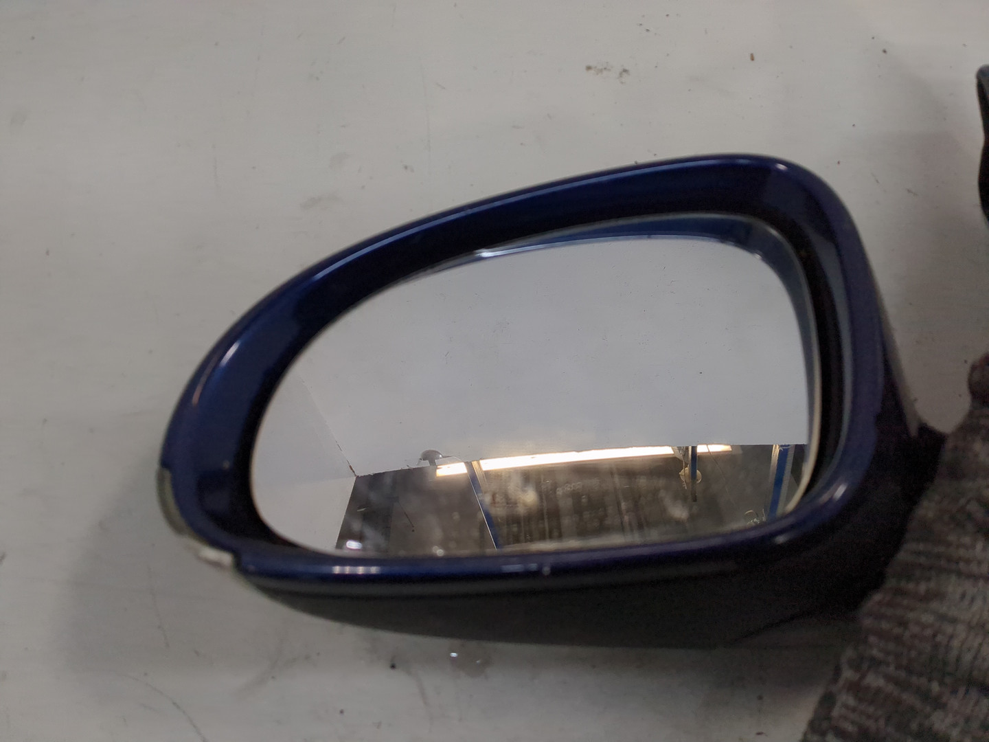 Зеркало левое электрическое