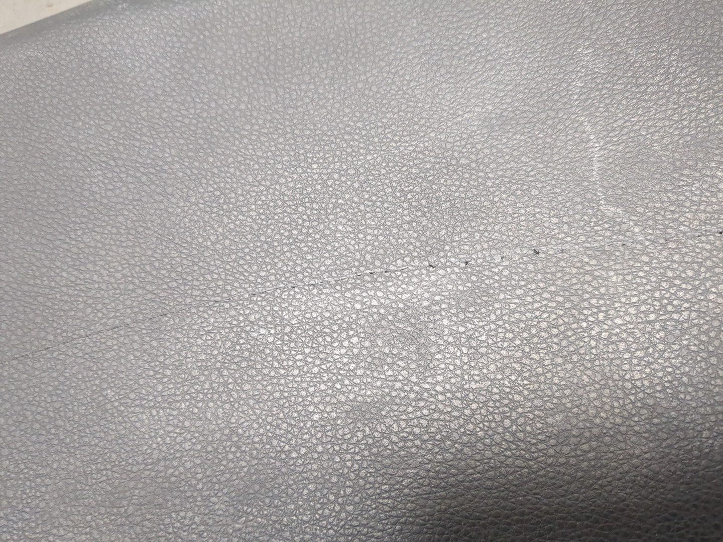 Обшивка двери багажника