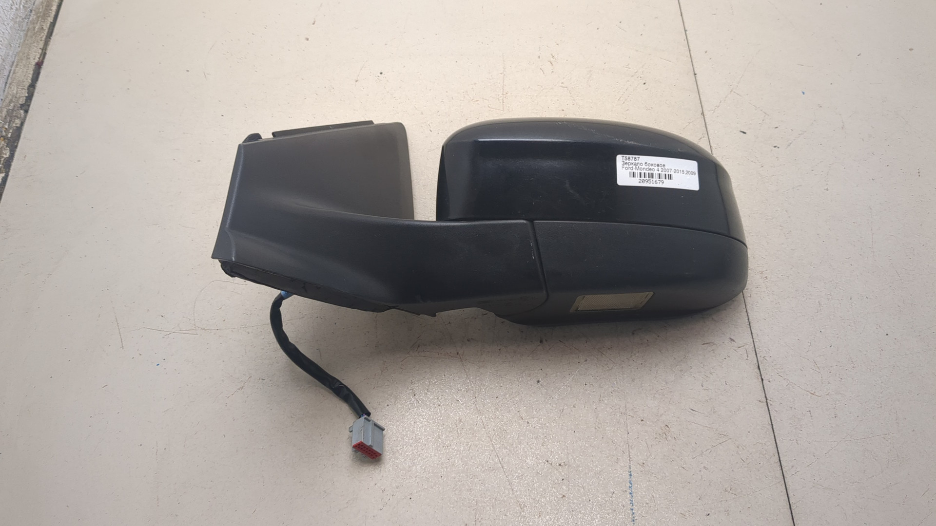 Зеркало левое электрическое