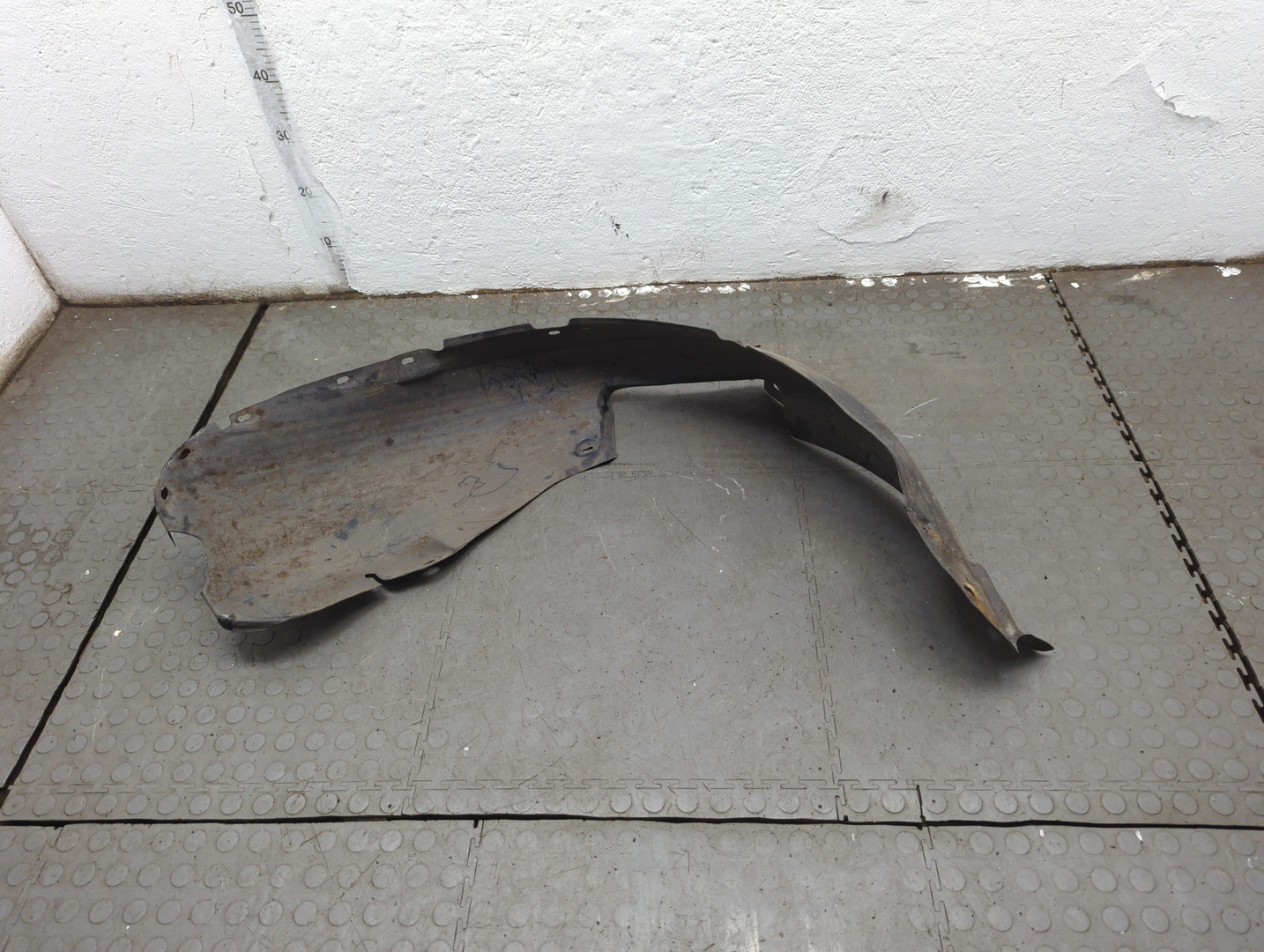 Локер передний левый