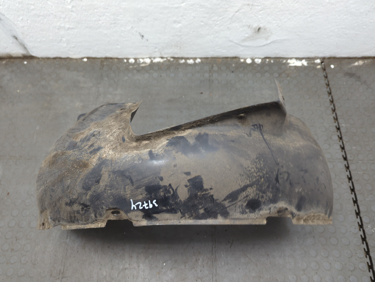 Локер передний левый