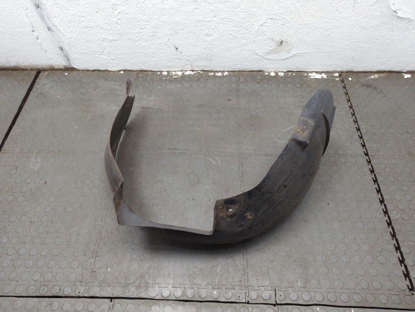 Локер передний правый