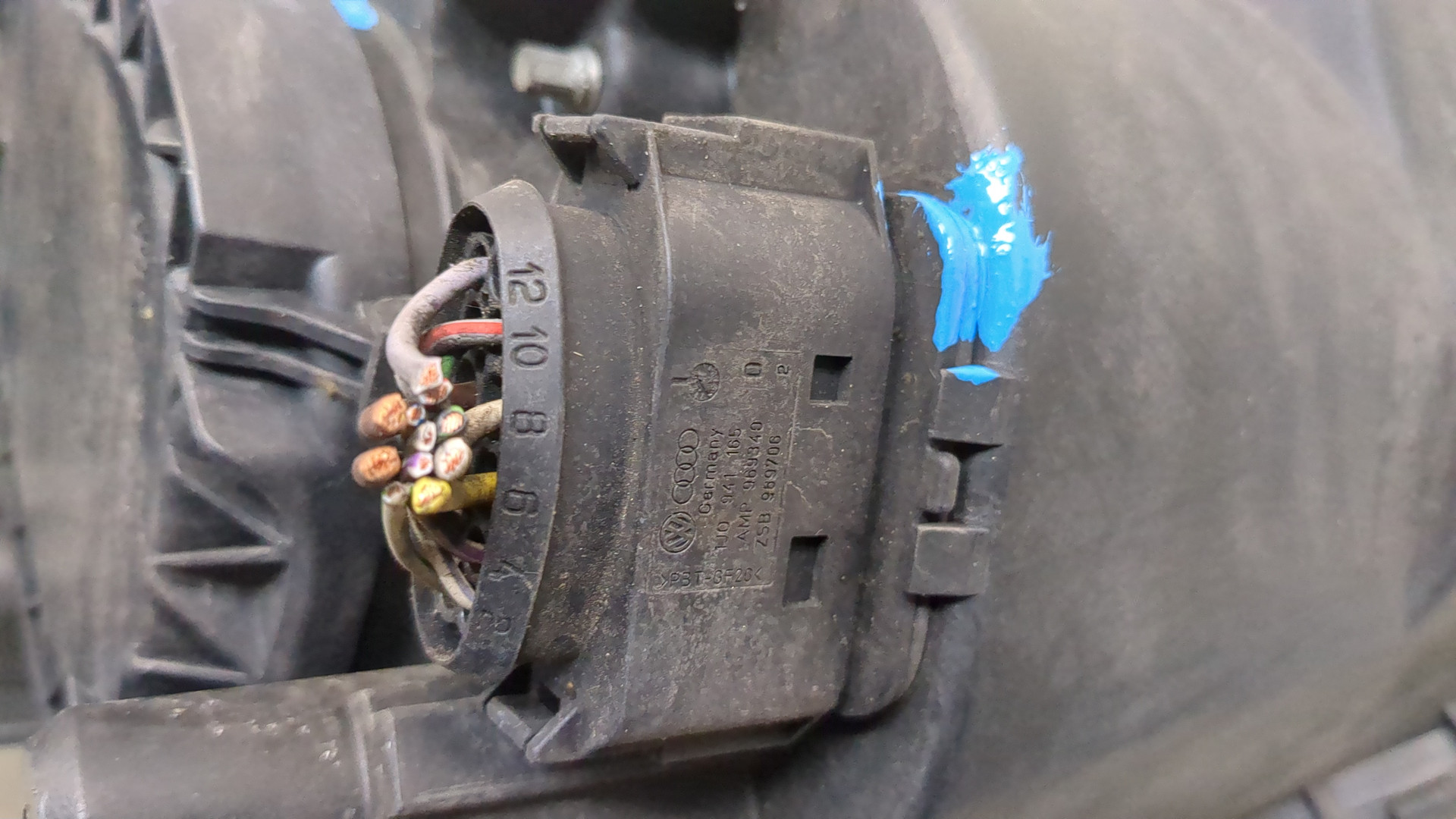 Фара правая