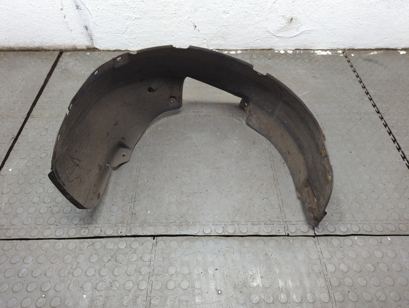 Локер передний левый