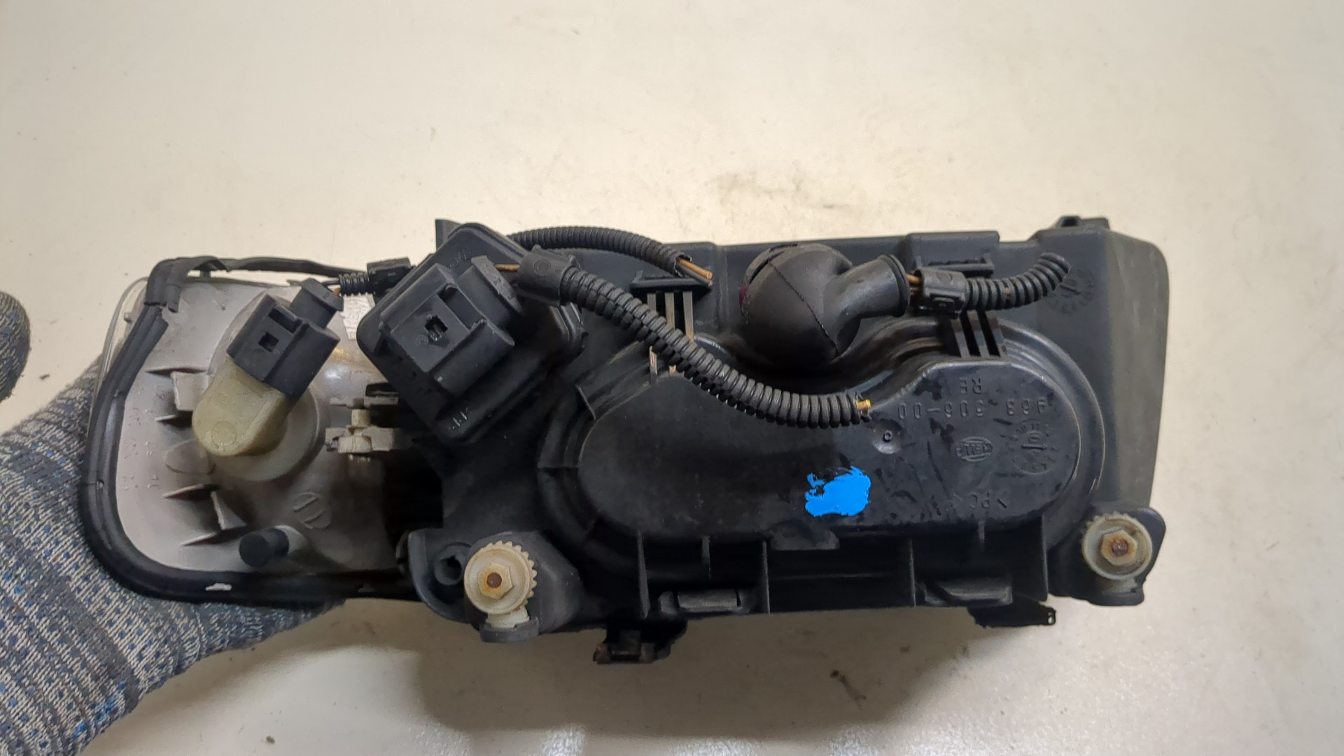 Фара правая