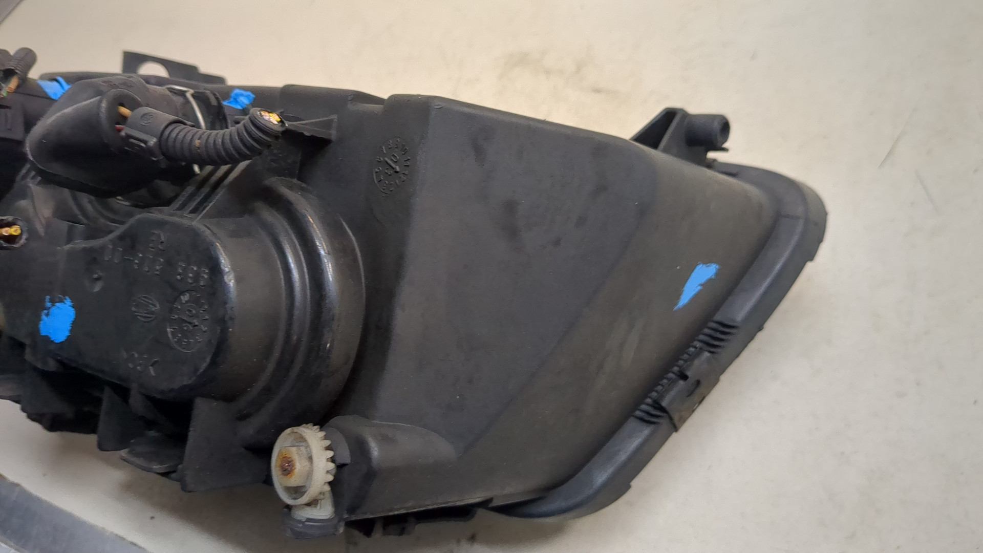 Фара правая