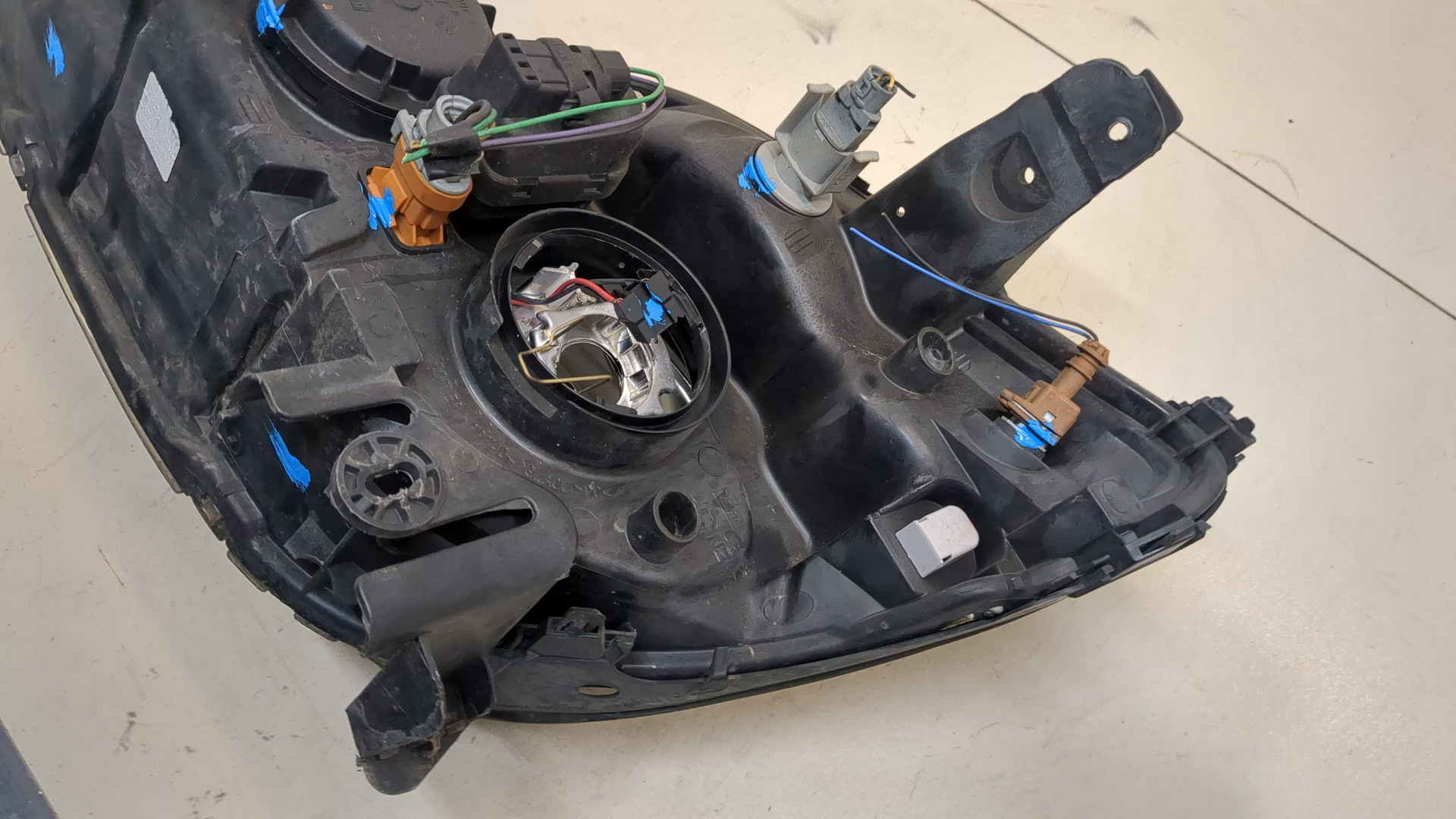 Фара правая