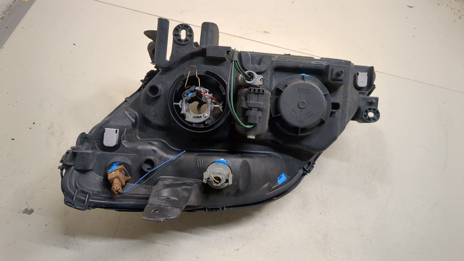 Фара правая